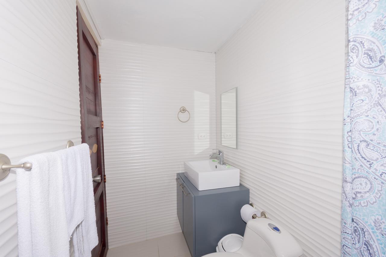 Hotel Las Olas Пунтаренас Екстериор снимка